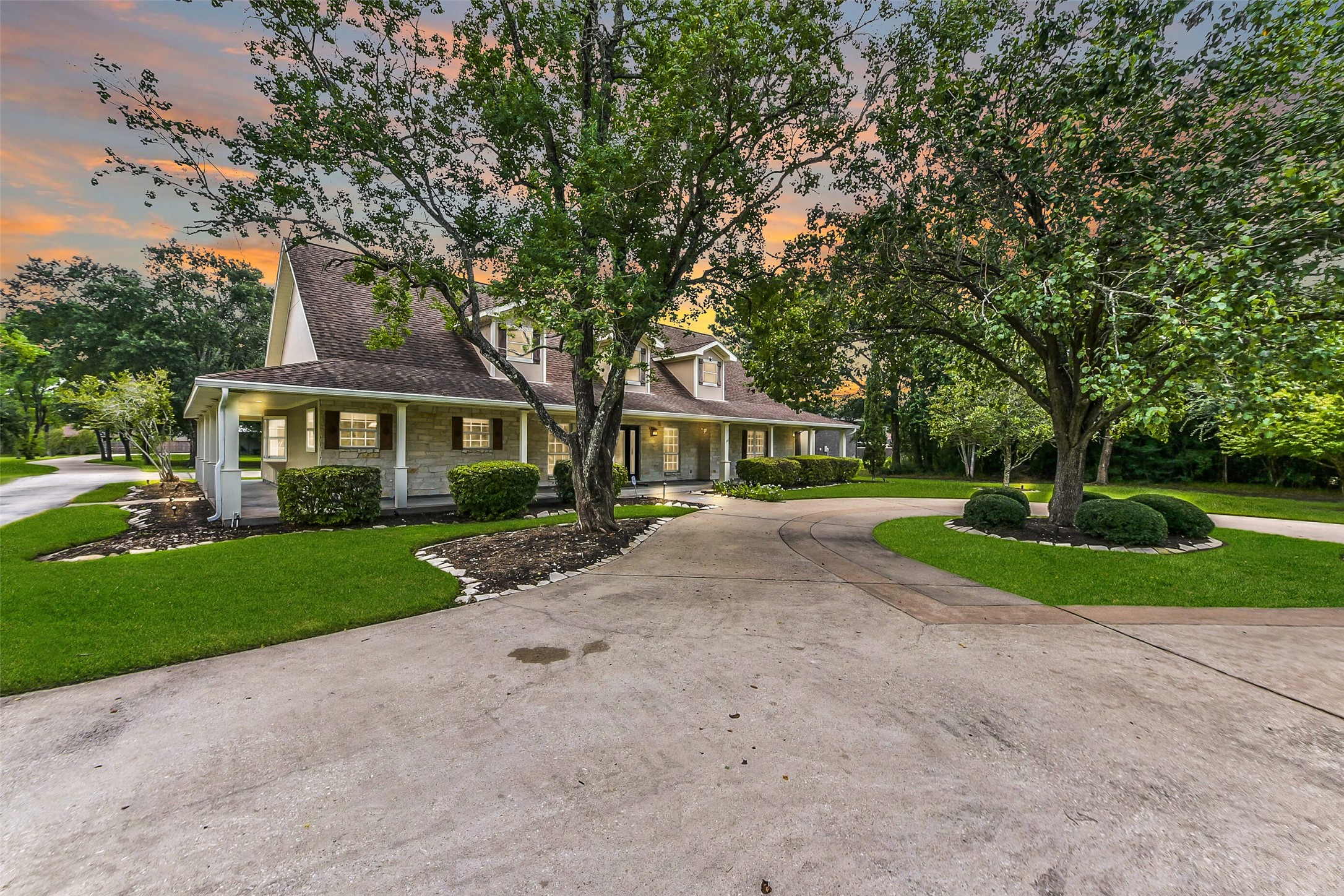 2325 Hatfield Road Pearland TX 77581
