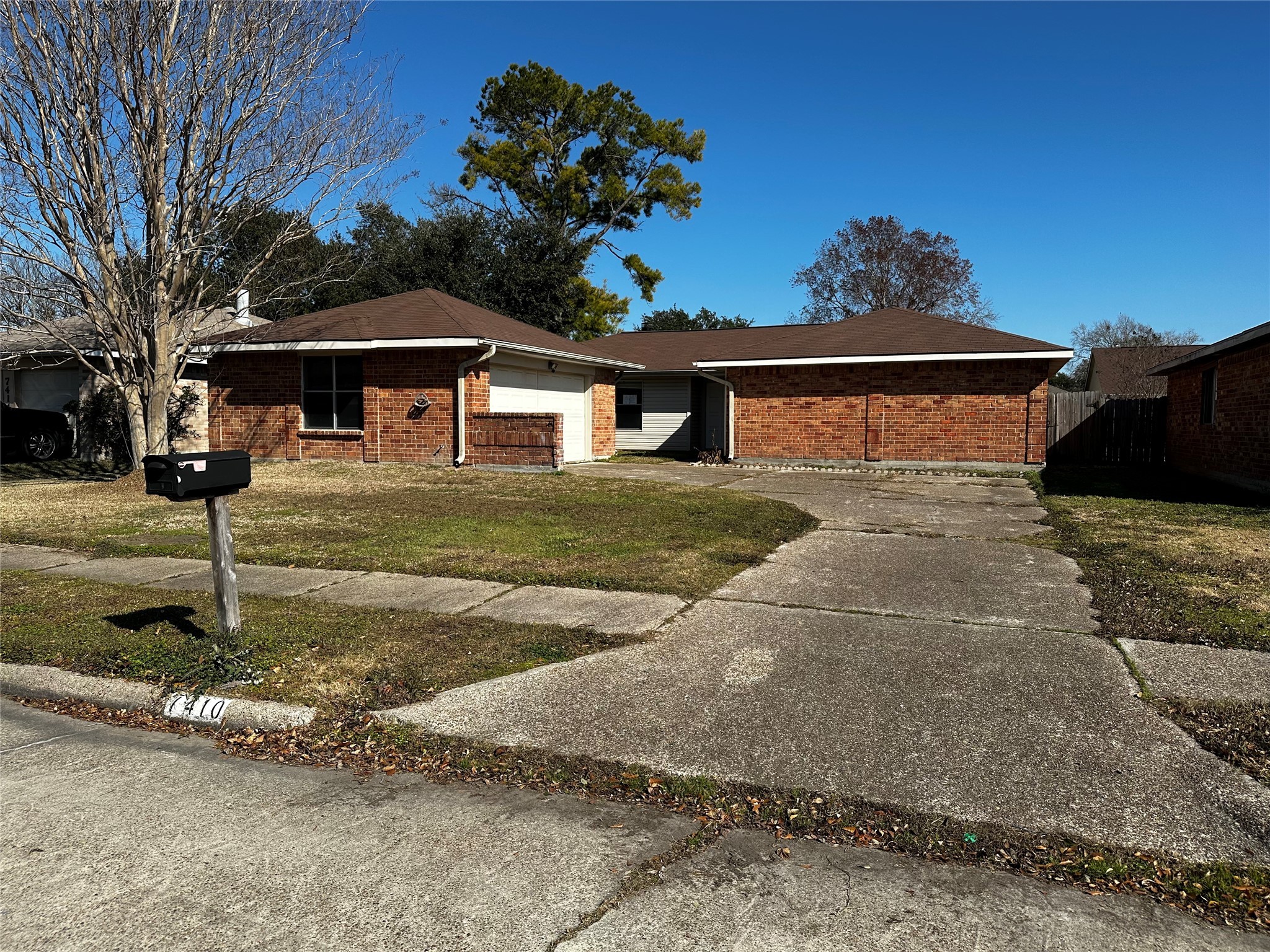 7410 Seminole Street Baytown TX 77521