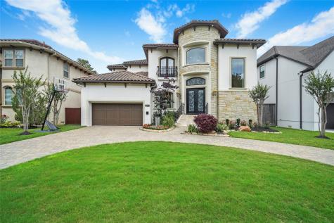4620 Holt Street Bellaire TX 77401