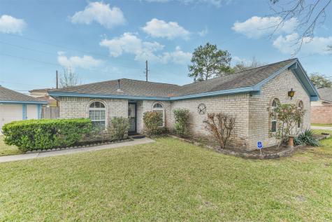 614 Crestwood Drive Shenandoah TX 77381