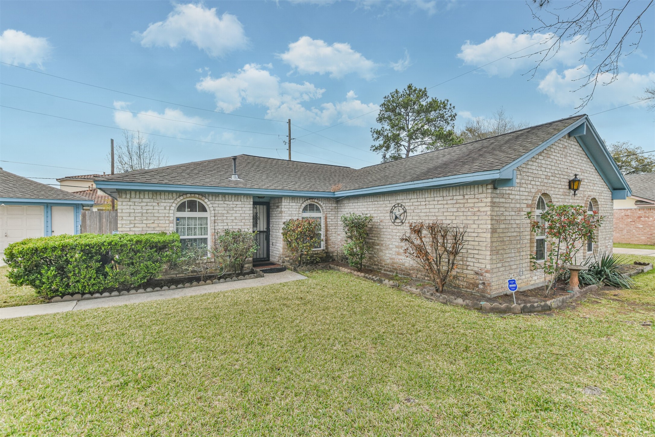 614 Crestwood Drive Shenandoah TX 77381