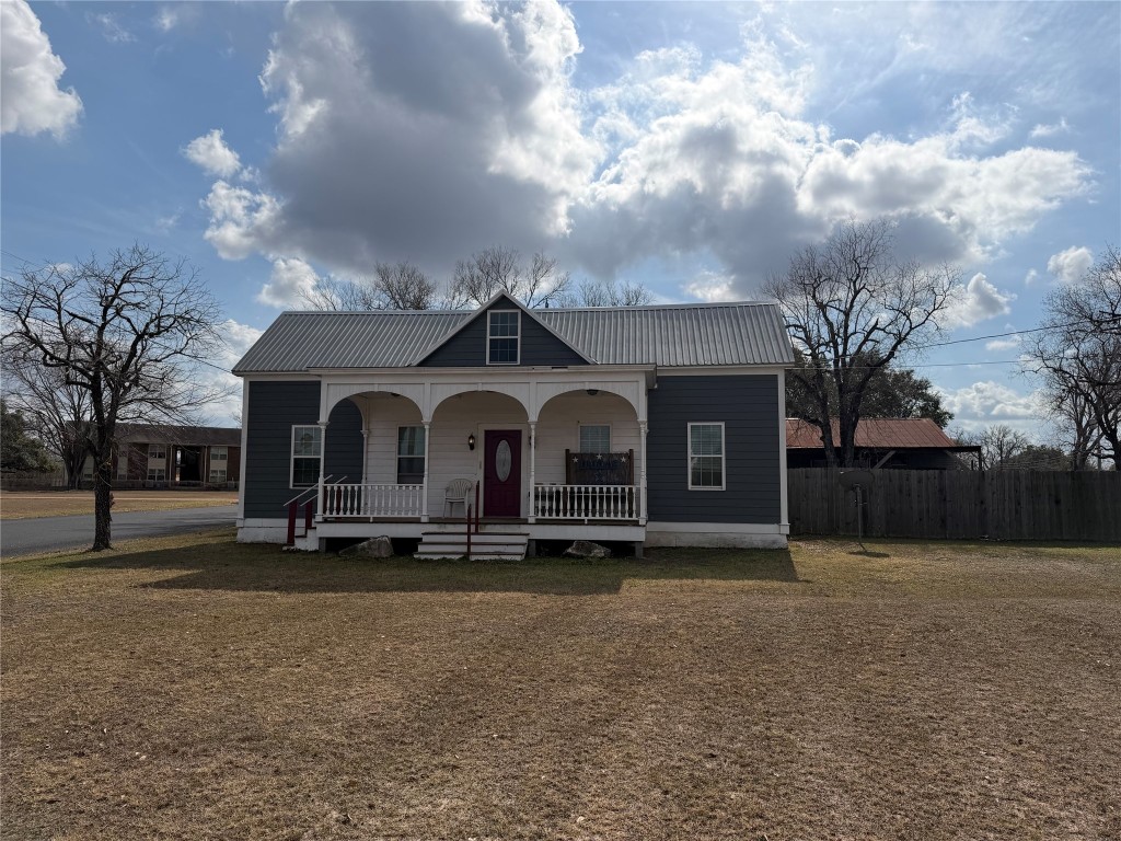 1094 N Von Minden Street La Grange TX 78945