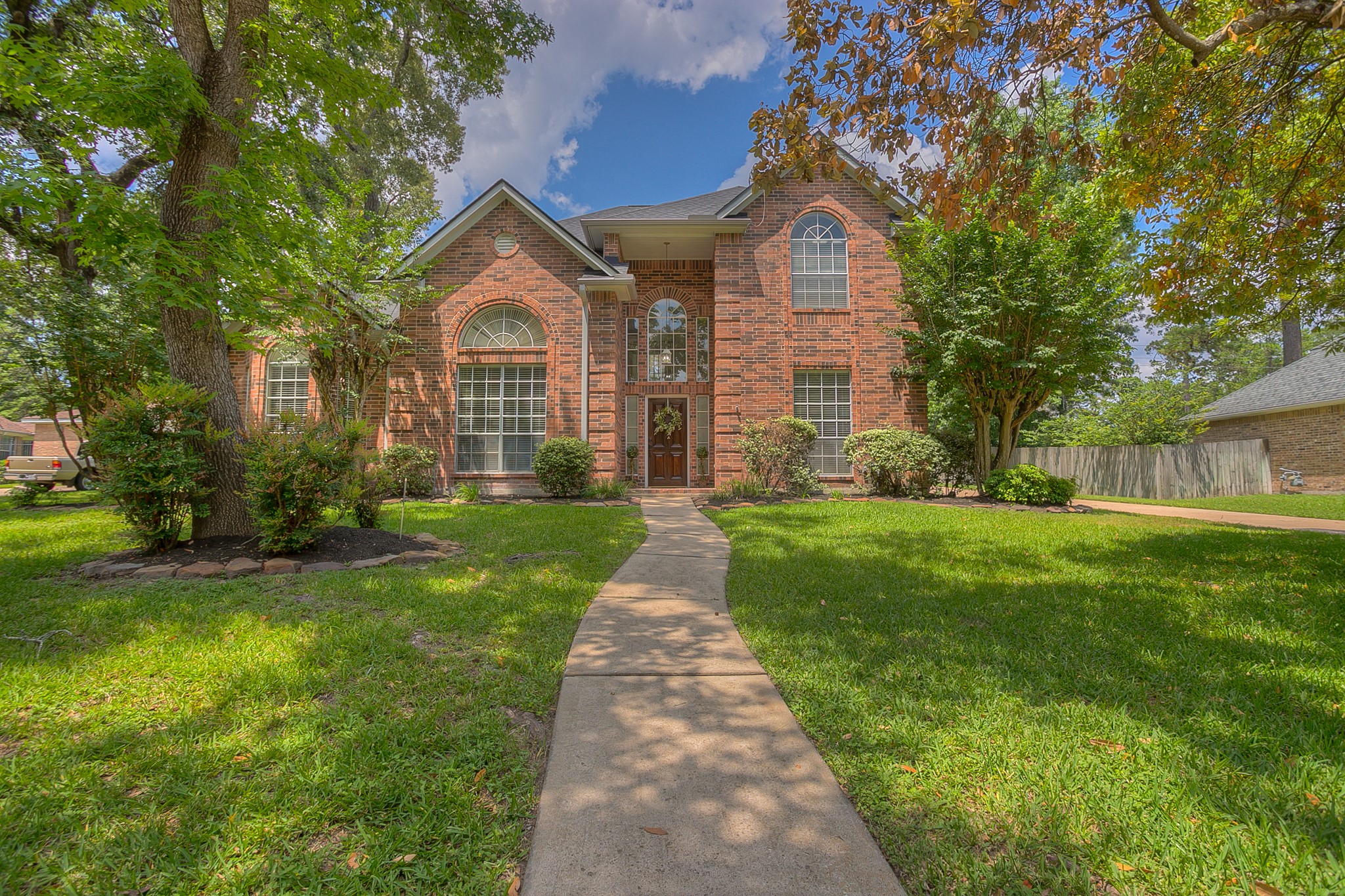 18 Robin Trail Conroe TX 77304