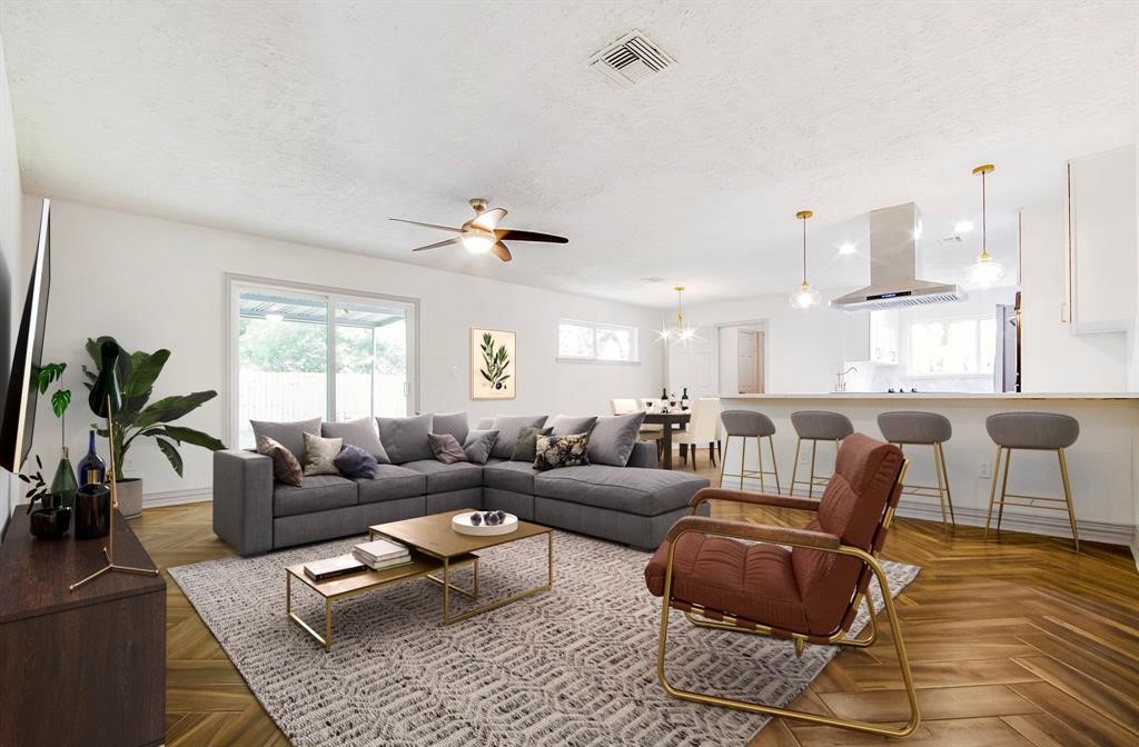 5615 Duxbury Street Houston TX 77035