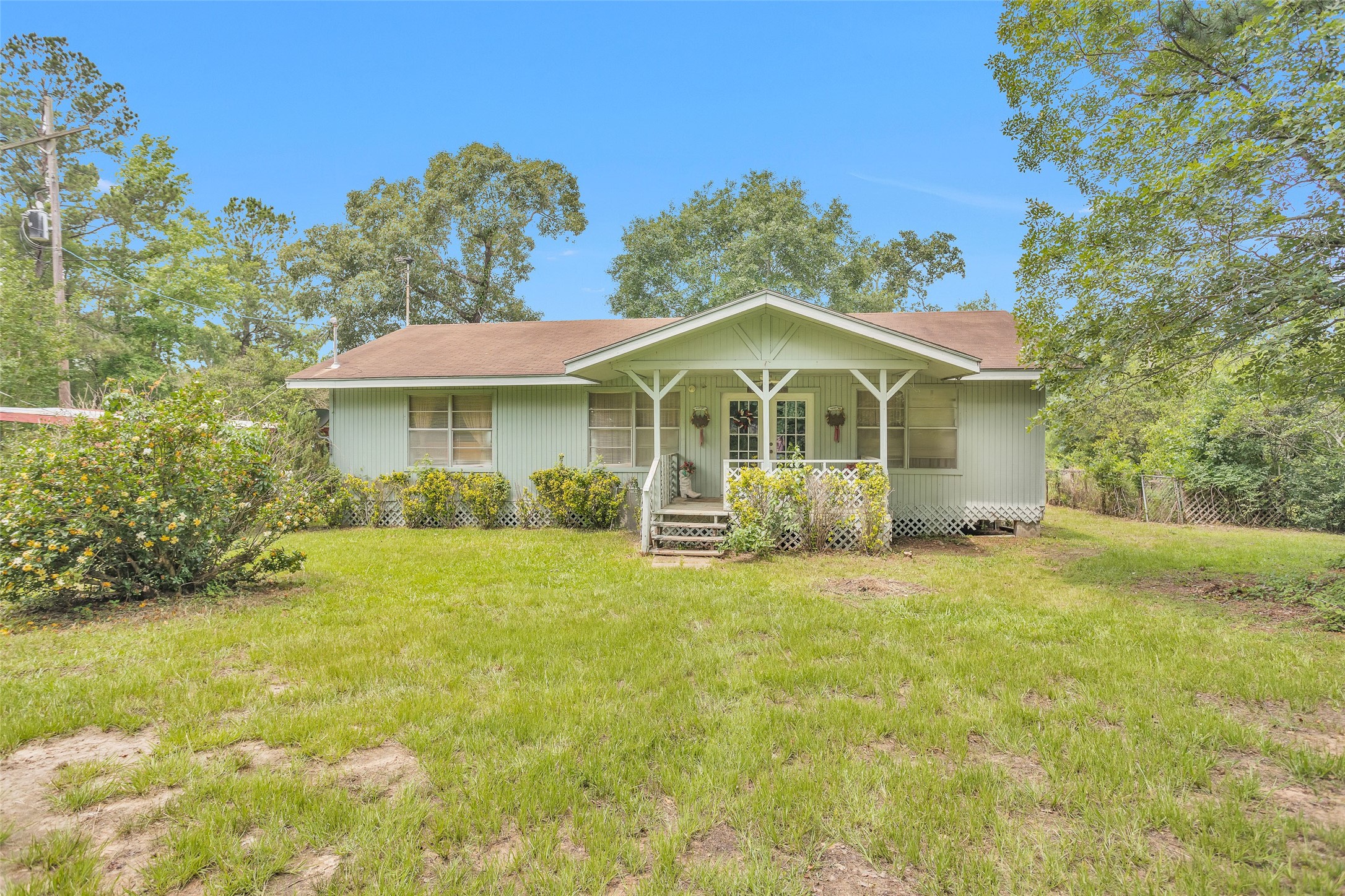 50 Red Oak Court Cleveland TX 77328