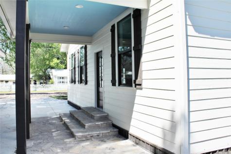 678 Colorado Street Glidden TX 78943