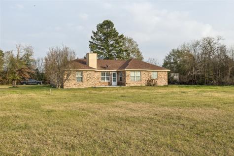 21 Pine Prairie School Road Huntsville TX 77320