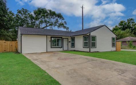 7713 Street Lo Road Houston TX 77033