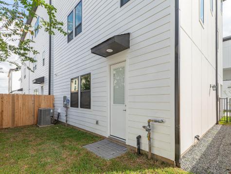 2806 Grand Fountains Drive I Houston TX 77054