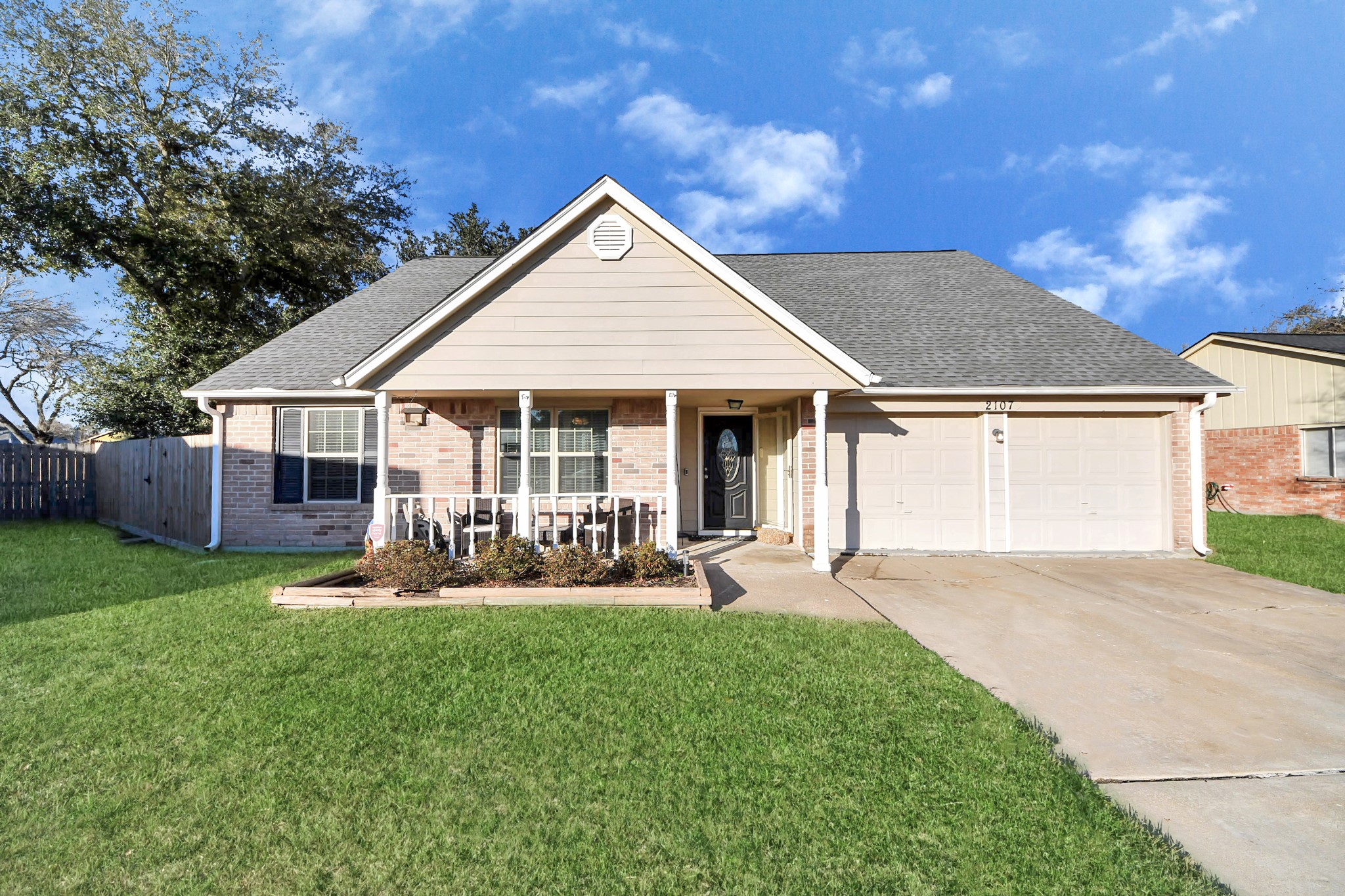 2107 Chesswood Circle Sugar Land TX 77478