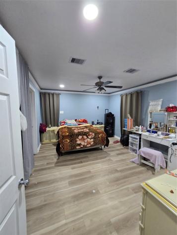 908 County Road 340 Cleveland TX 77327