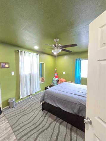908 County Road 340 Cleveland TX 77327
