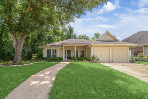 1530 Bent Trail Court Sugar Land TX 77479
