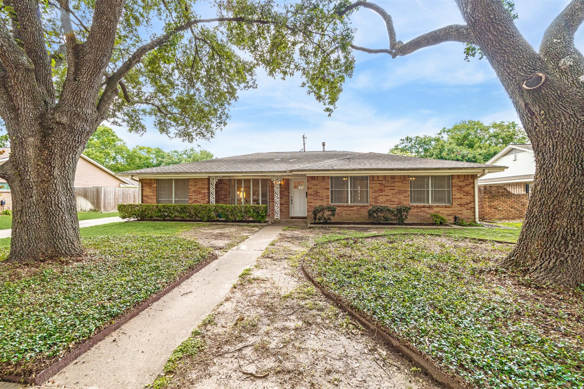 978 Curtin Street Houston TX 77018