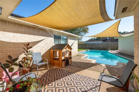 408 Broadmoor Street Friendswood TX 77546