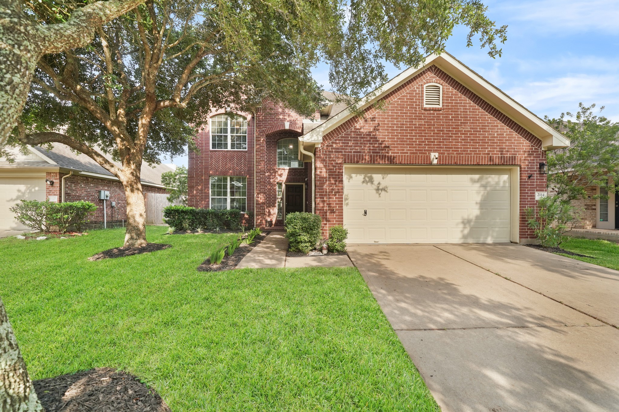 2114 Crestwind Court Pearland TX 77584