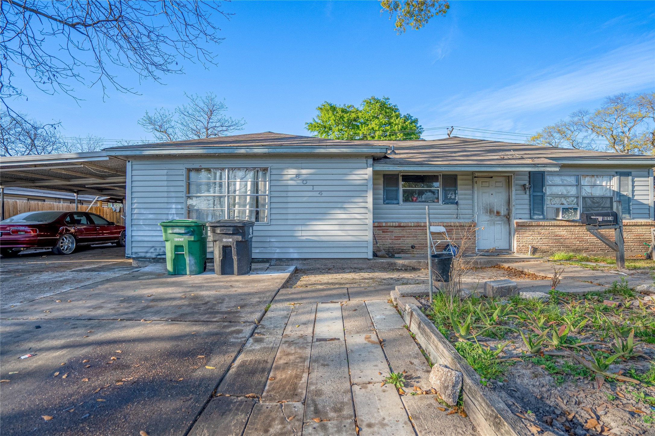 6014 W 43rd Street Houston TX 77092