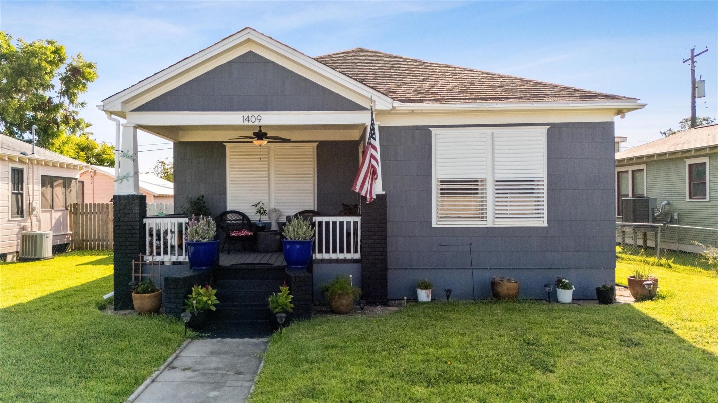 1409 Milam Drive Galveston TX 77551