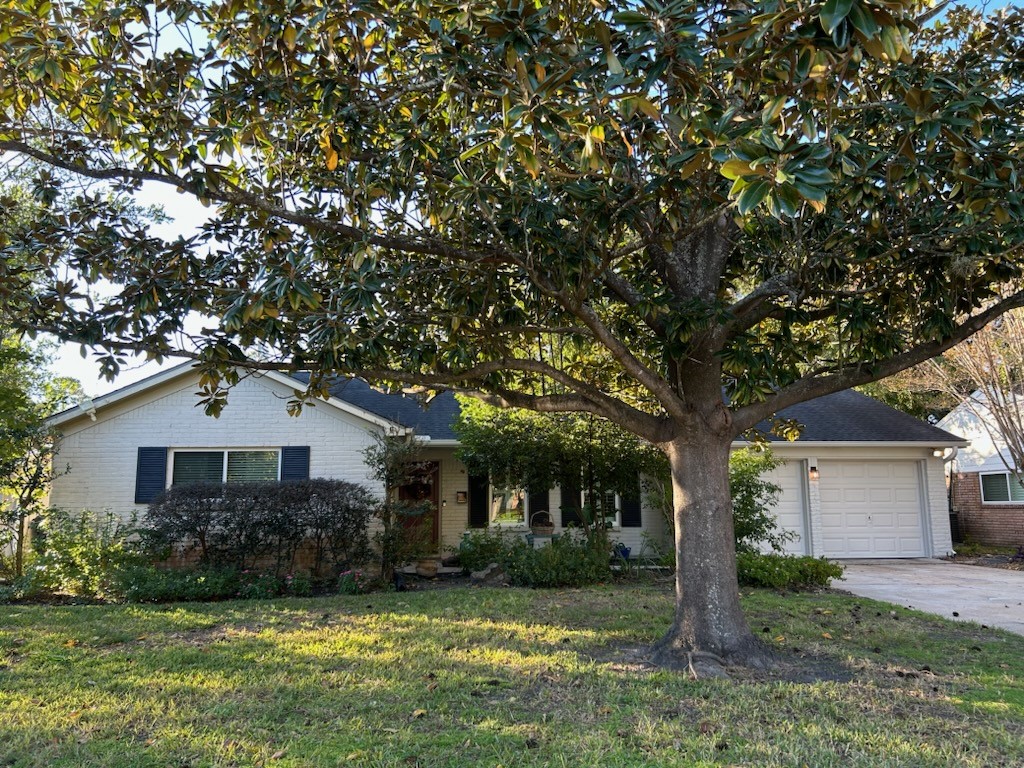 9631 Meadowbriar Lane Houston TX 77063