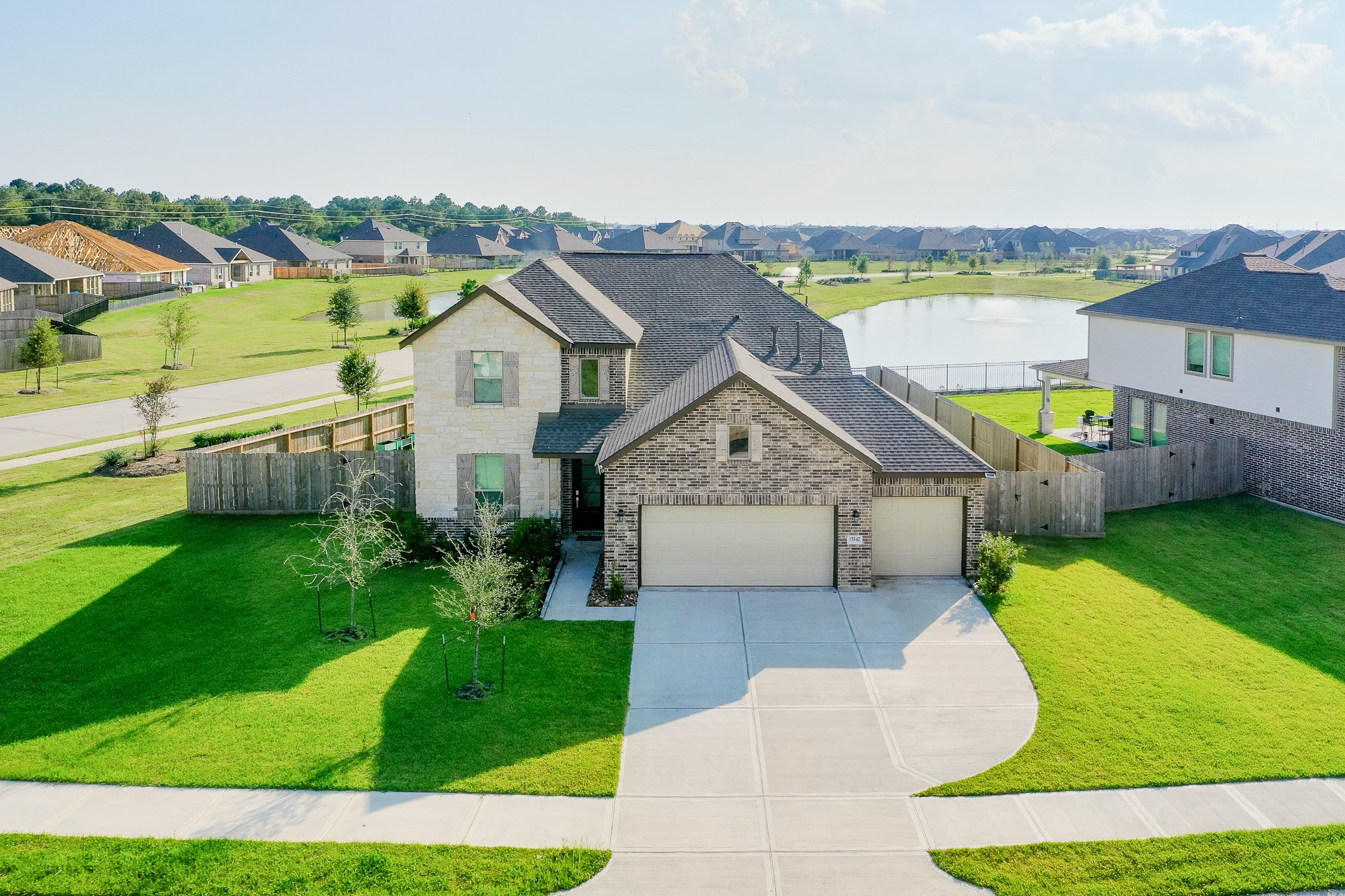 15542 E Lake Drive Baytown TX 77523