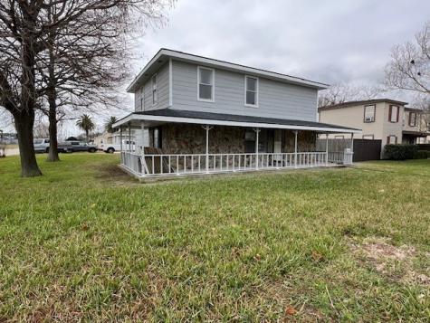 1101 4th Avenue N Texas City TX 77590