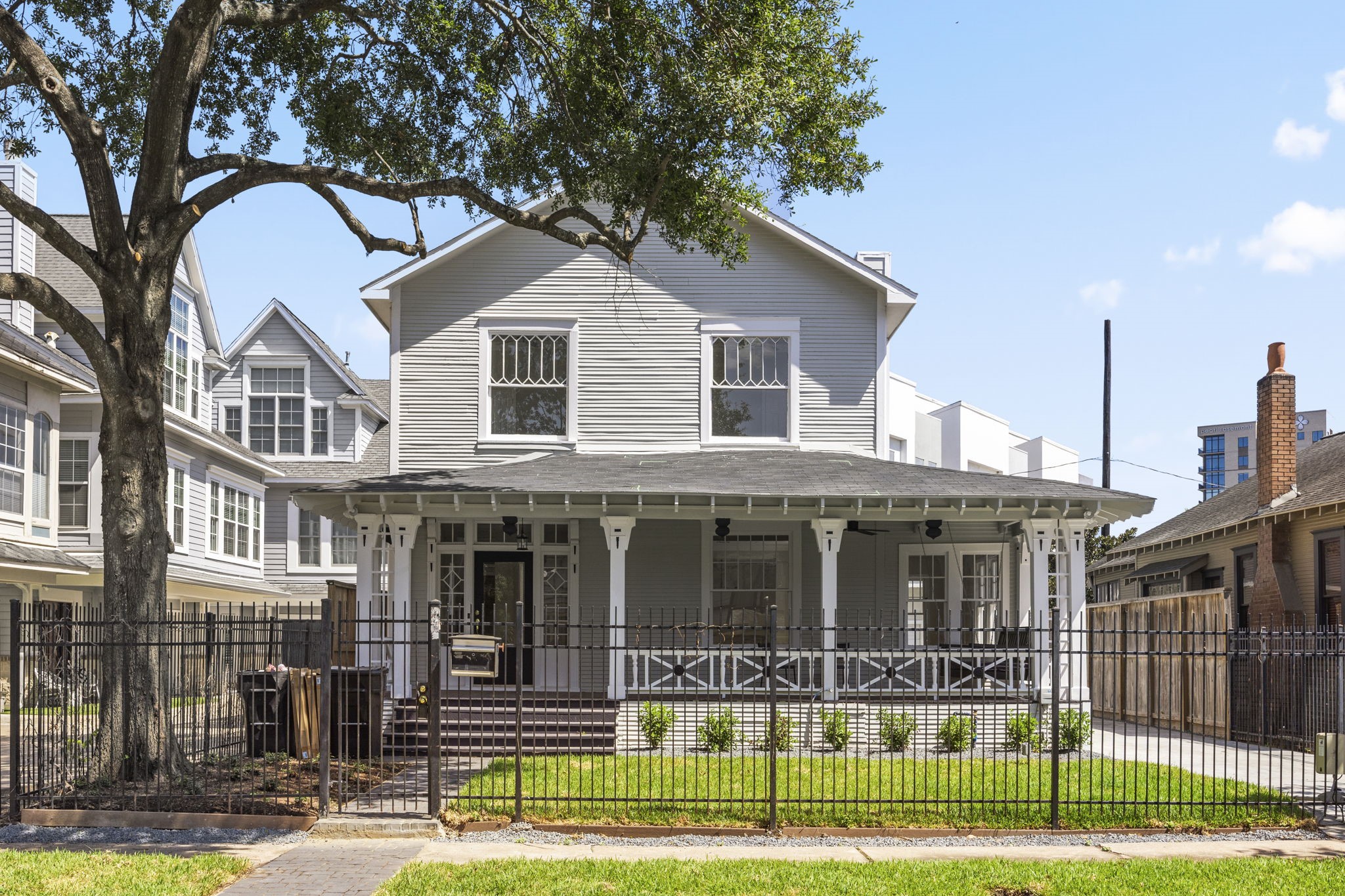 207 Stratford Street Houston TX 77006