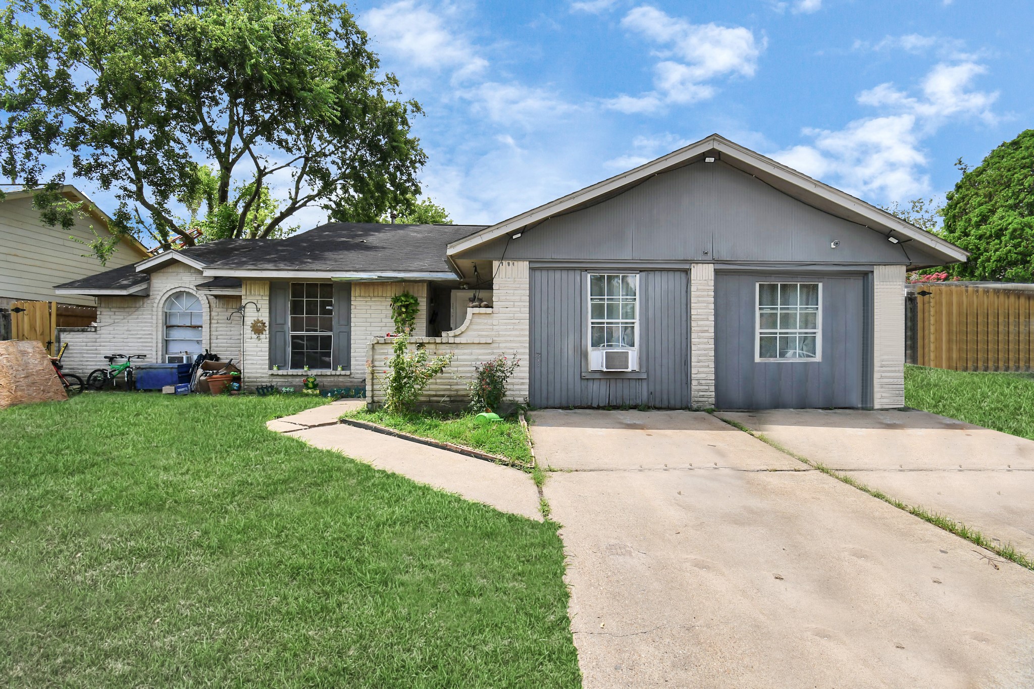 1043 Castolan Drive Houston TX 77038