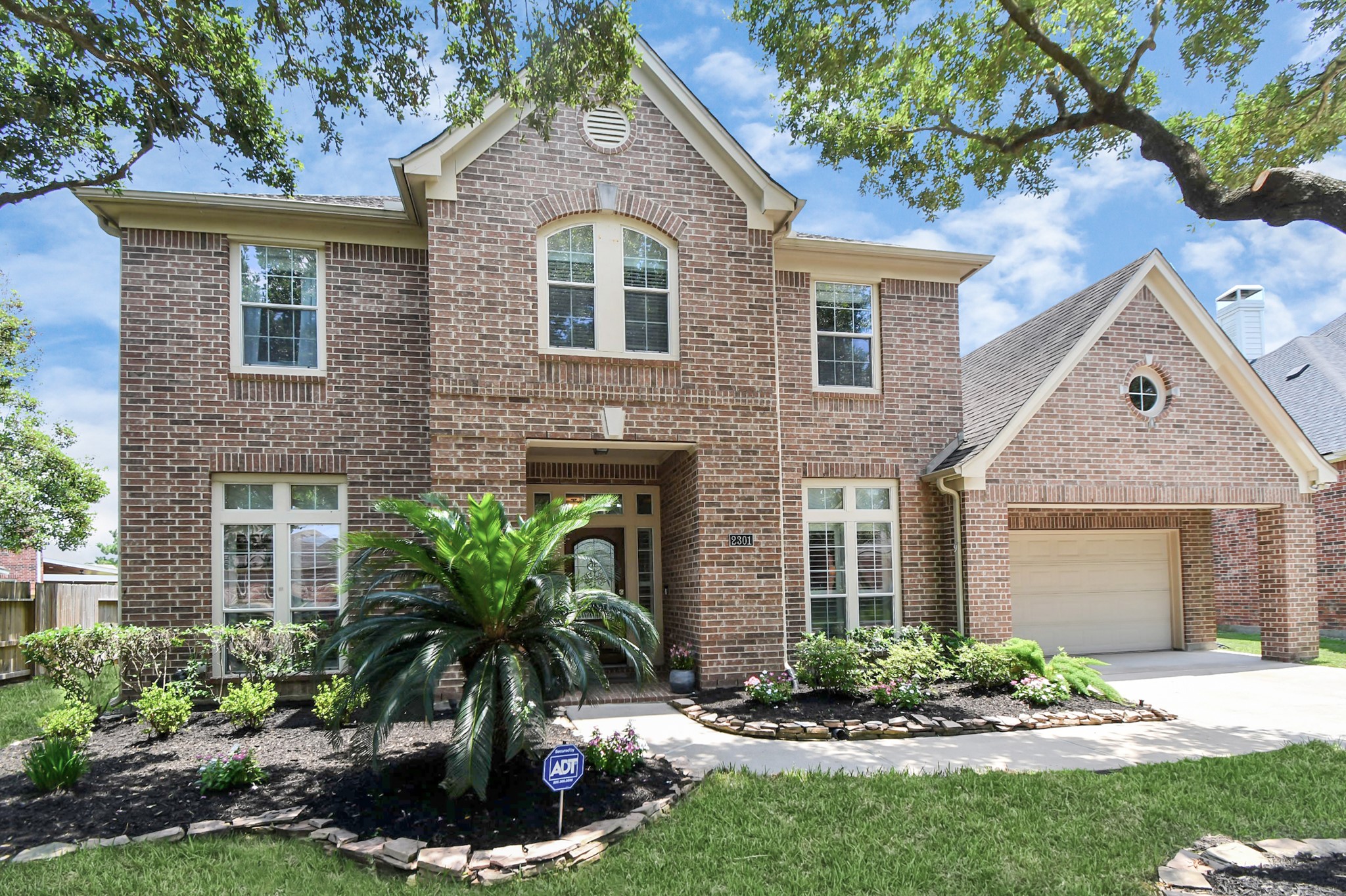 2301 Delta Bridge Drive Pearland TX 77584