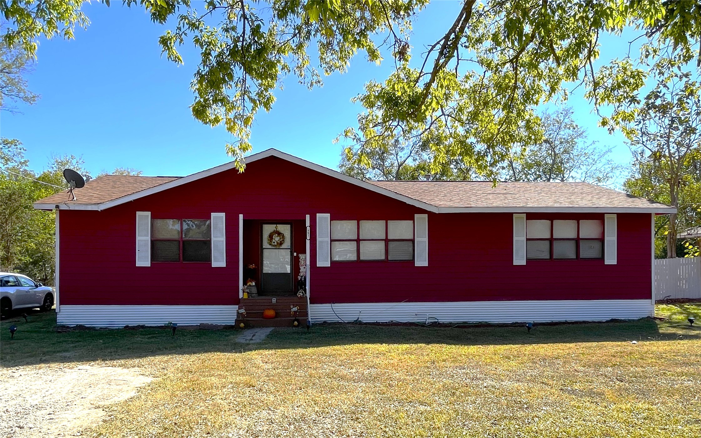 901 Washington Street Teague TX 75860