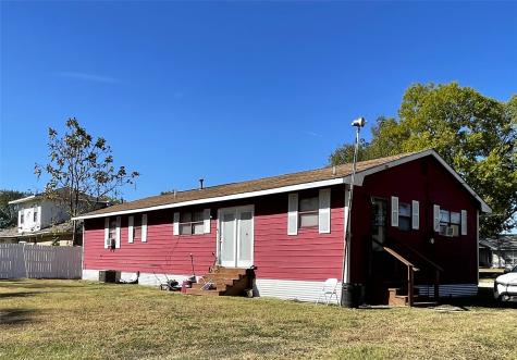 901 Washington Street Teague TX 75860