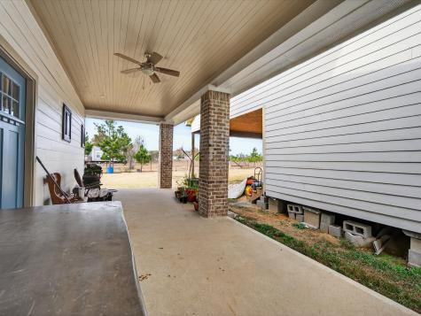 1833 County Road 3556 Cleveland TX 77327