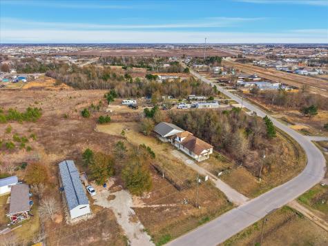 1833 County Road 3556 Cleveland TX 77327