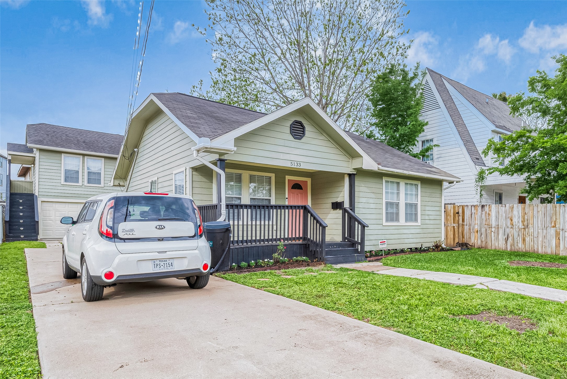 5133 Clay Street Houston TX 77023