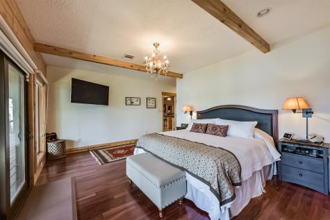 83 Maid Marian Cleveland TX 77327