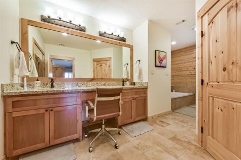 83 Maid Marian Cleveland TX 77327