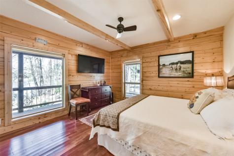 83 Maid Marian Cleveland TX 77327