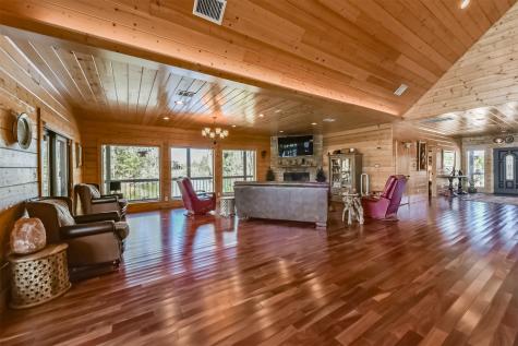 83 Maid Marian Cleveland TX 77327