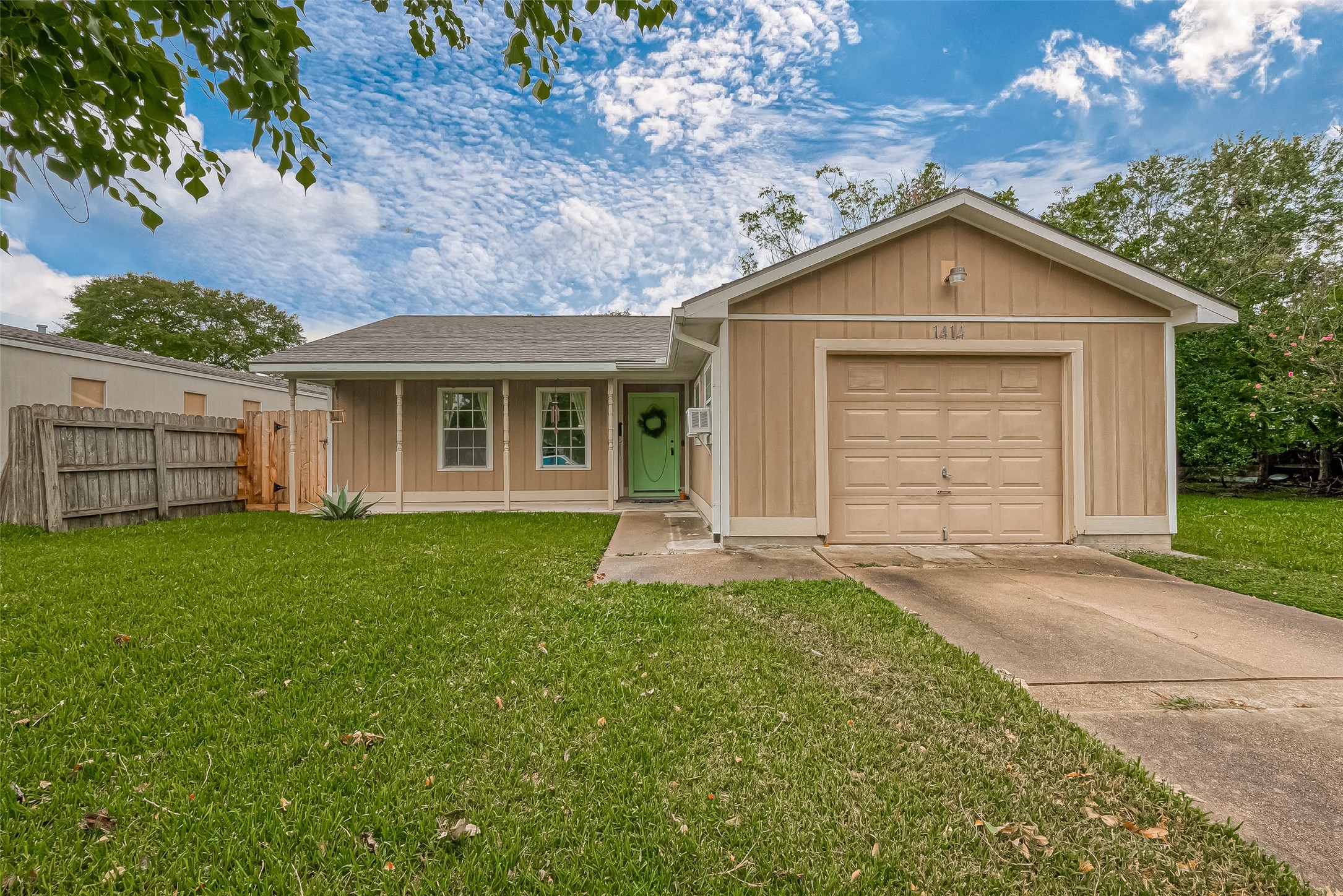 1414 Houston Street Rosenberg TX 77471