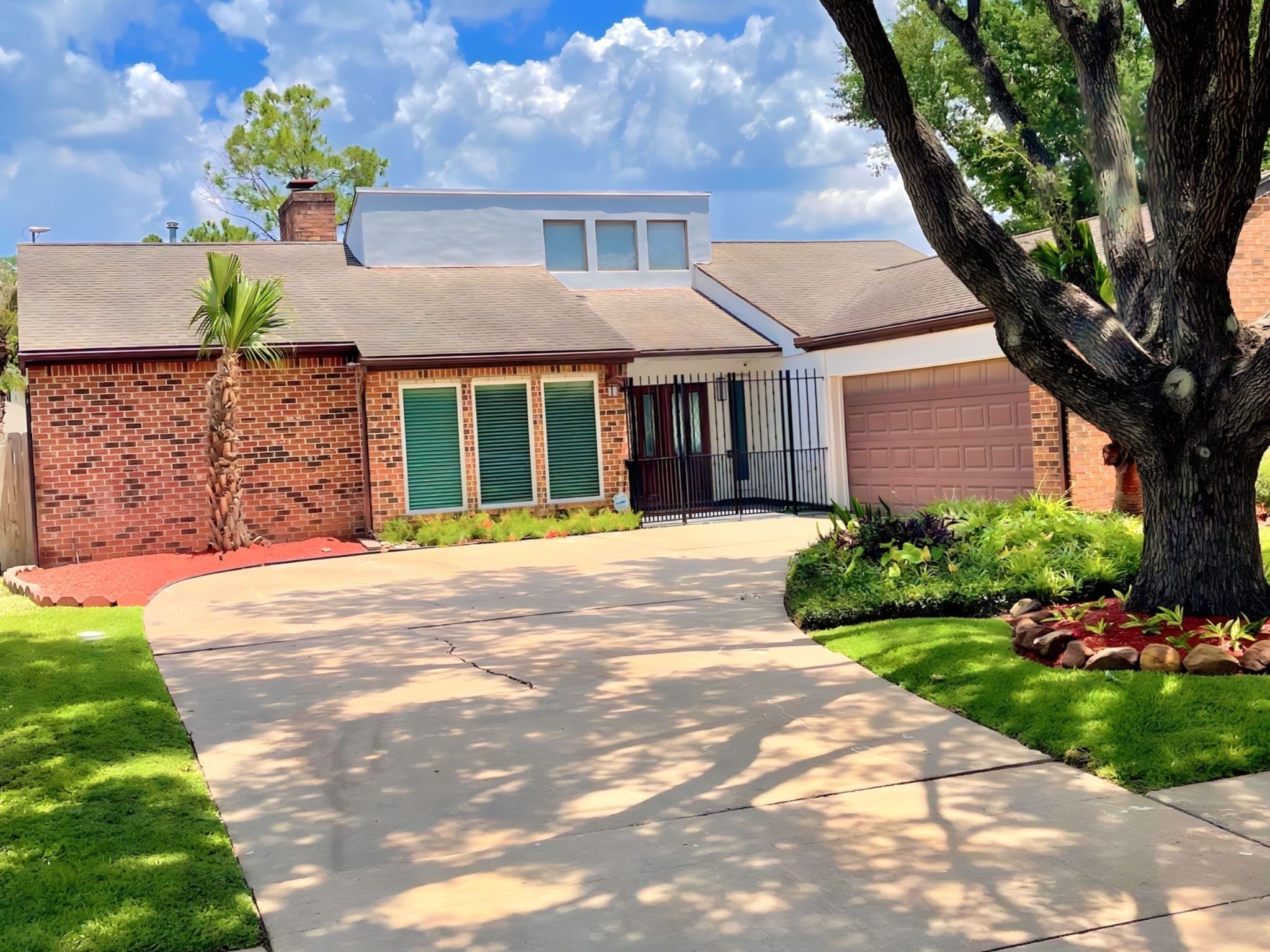 12142 Burgoyne Drive Houston TX 77077
