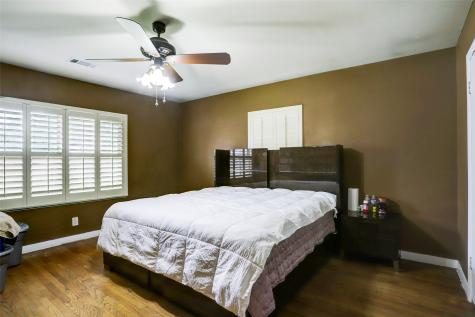 822 N Meyer Street Sealy TX 77474