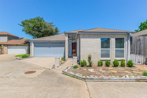 1530 Beaconshire Road Houston TX 77077