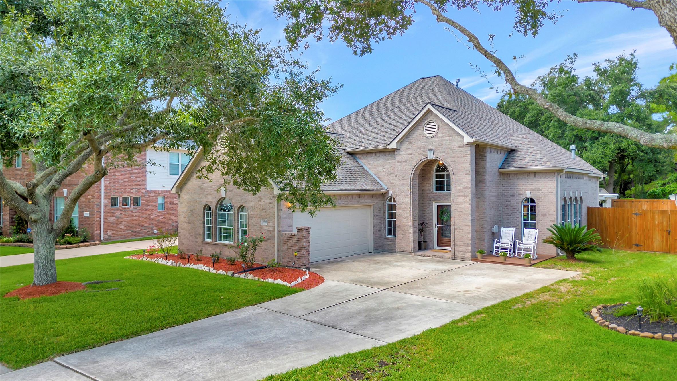 4546 Canyon Crest Drive League City TX 77573