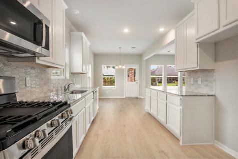 2239 Lakewood Drive West Columbia TX 77486