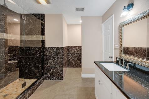 2910 Norwich Street Pearland TX 77584