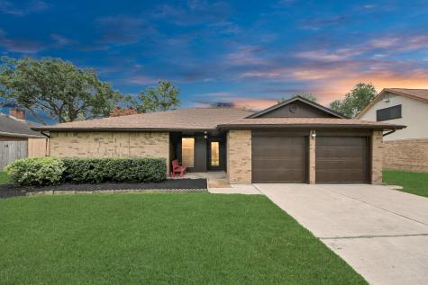 2712 Laurel Creek Way Pearland TX 77581