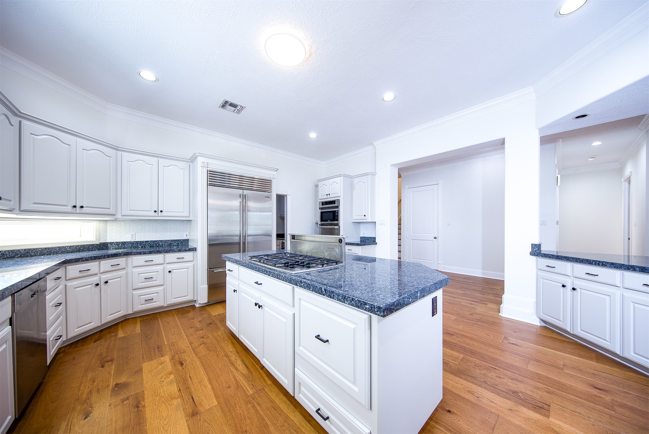 5605 Whitehaven Street Bellaire TX 77401