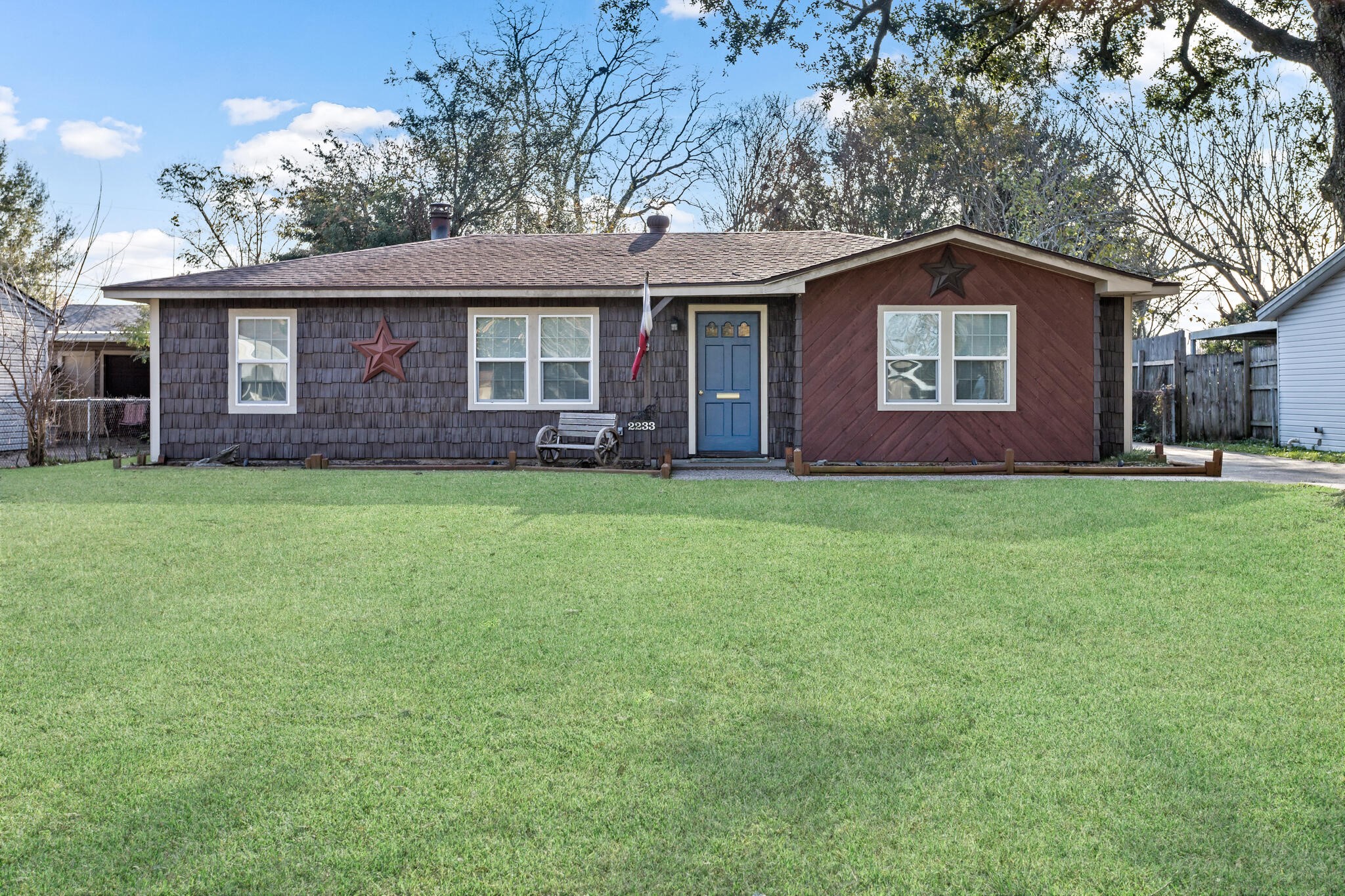 2233 5th Street Port Neches TX 77651