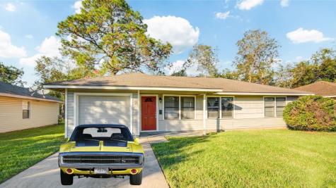 131 Laurel Street Lake Jackson TX 77566