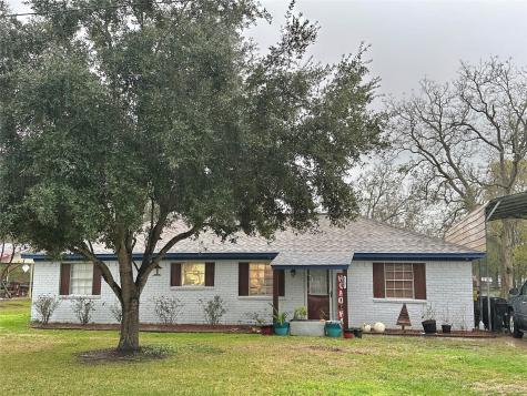 1137 County Road 481 Brazoria TX 77422