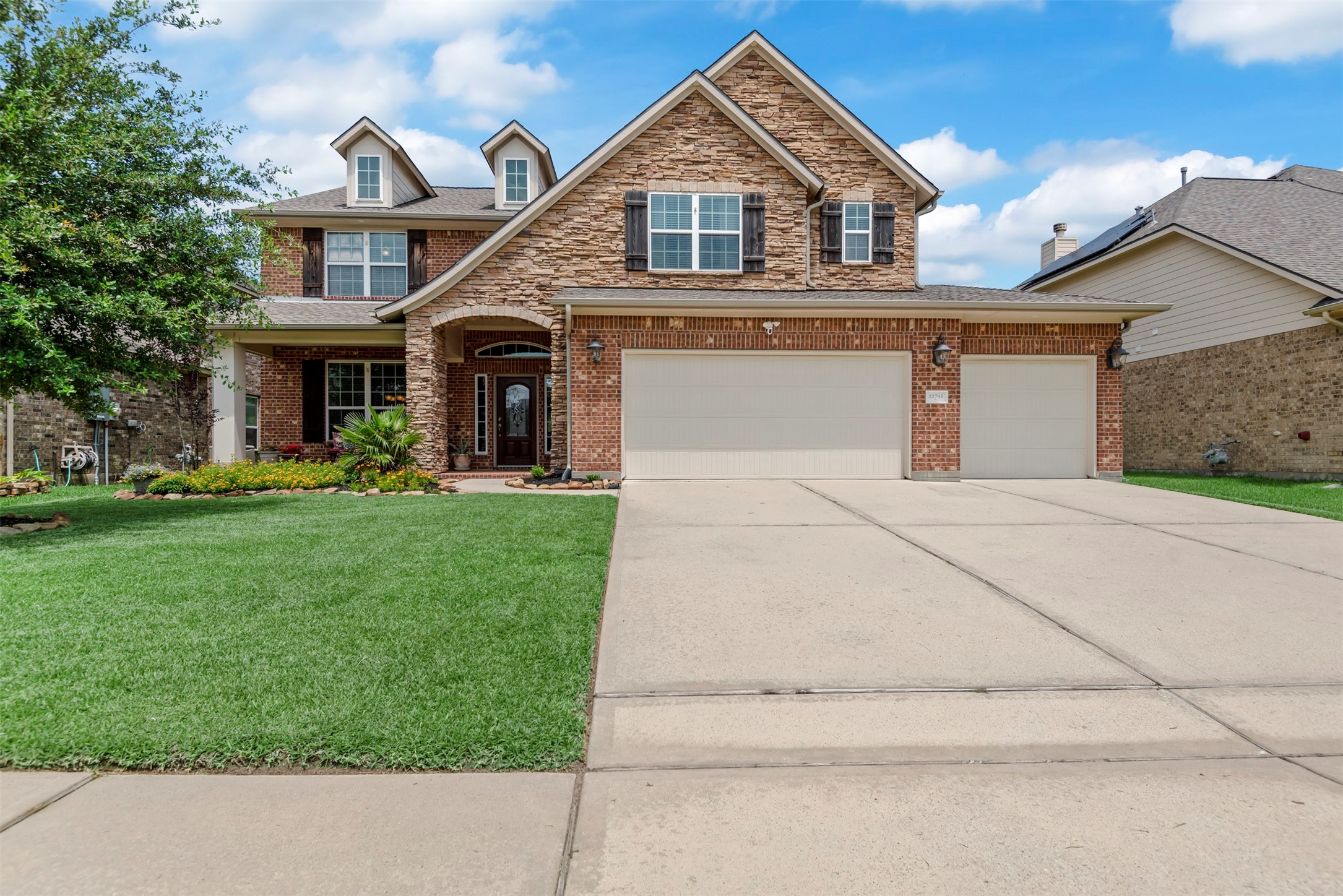 22742 Newcourt Place Street Tomball TX 77375